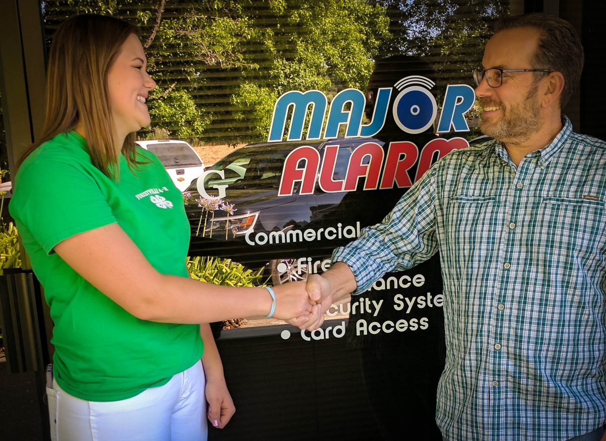 Major Alarm supporting the Forestville 4-H club